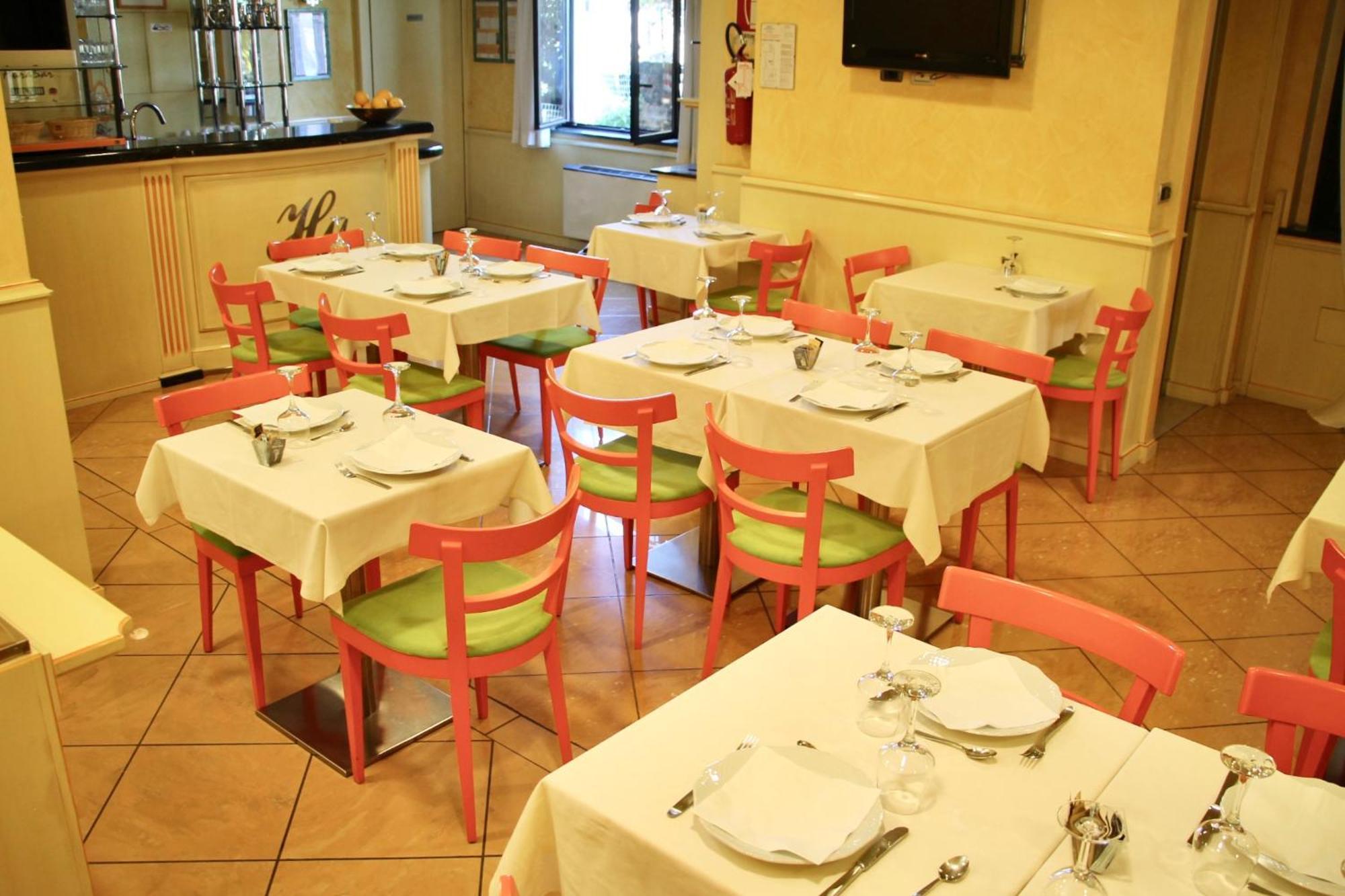 Hotel Matteotti Verceil Extérieur photo